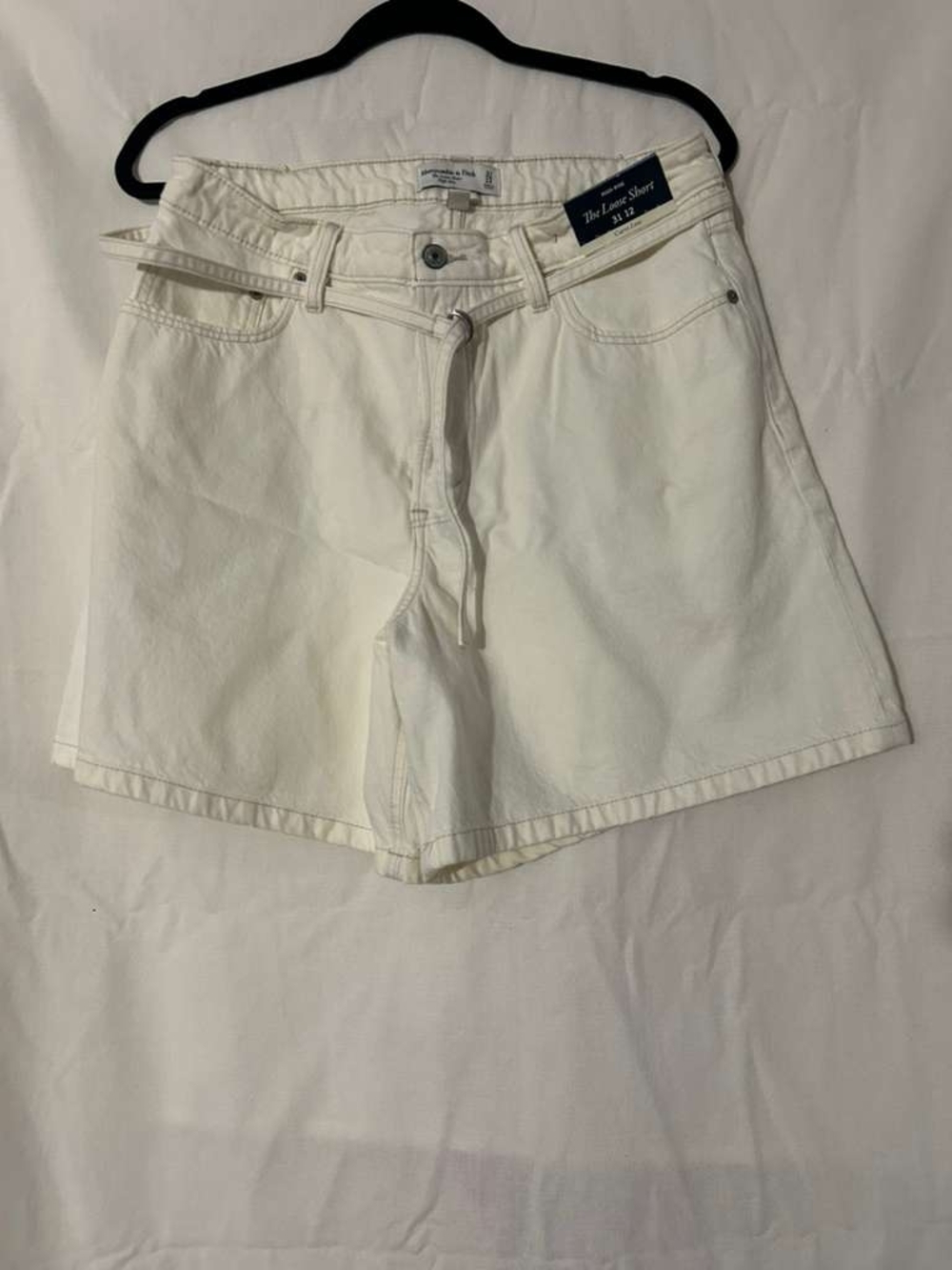 Abercrombie & Fitch White Drawstring Women’s Shorts
